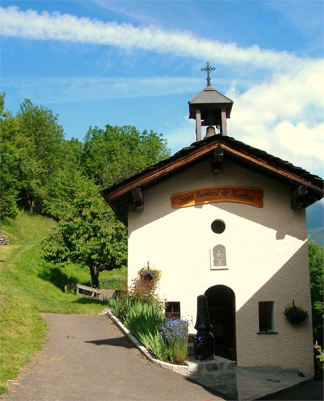 Courchevel : chapelle Saint-Bernard des Alpes - DD/FACIM