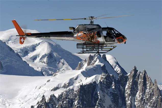 survol massif du mont-blanc hélicoptère - CMBH