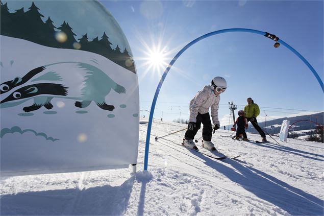 Espace ludique ski alpin - Office de Tourisme des Alpes du Léman - Gilles Place