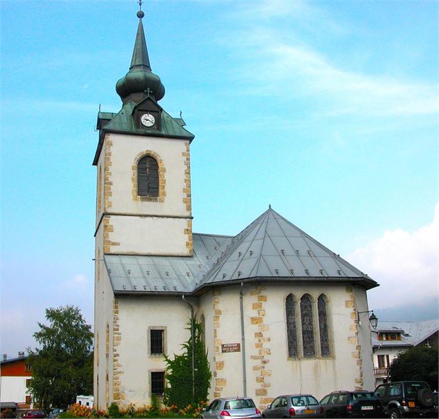 Eglise du village - Amandine Rey