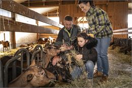 Accueil à la Chèvrerie de Vesonne_Faverges-Seythenex - tilby_vattard