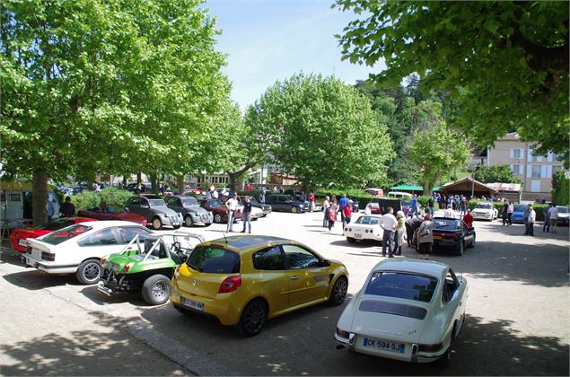 Retro Car Meeting_Montmerle-sur-Saône