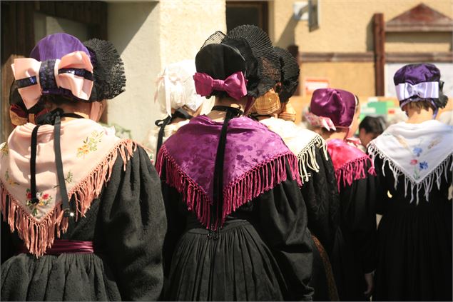 Costumes traditionnels