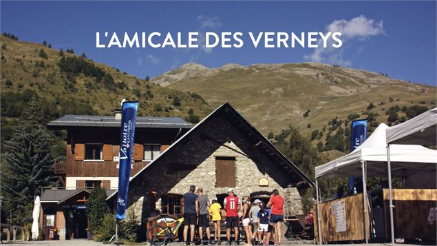 fêe des verneys en juin à Valloire - A. Gex / Valloire tourisme