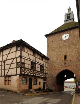 Maison du Guetteur et tour de l'horloge - Jean VITAL