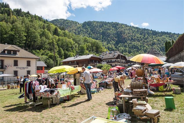 Foire à Tout au village du Biot. - Yvan Tisseyre / OT Vallée d'Aulps