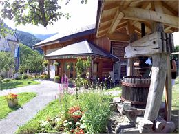 Maison de la Pomme et du Biscantin à Serraval - OT Thônes Coeur des Vallées