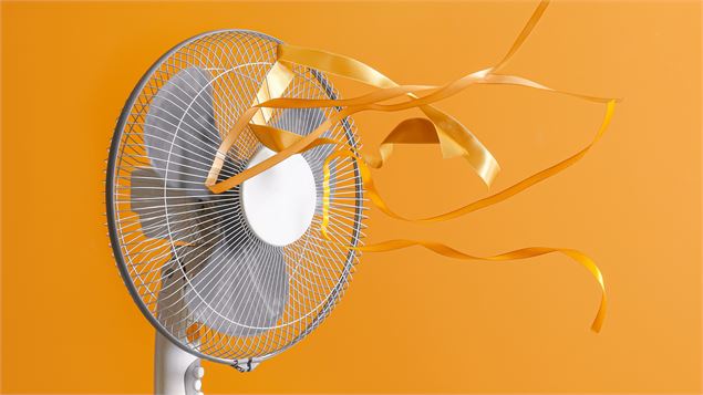 Atelier ALTEC (12-17 ans) - Fabrique un mini ventilateur lumineux_Bourg-en-Bresse - CANVA