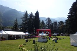 Village d'arrivée de l'Echappée Belle_Val-d'Arc - OT Porte de Maurienne