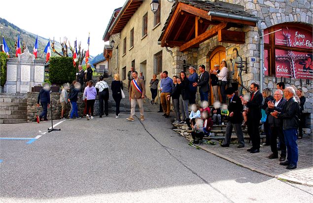 Cérémonie - M. Allouis