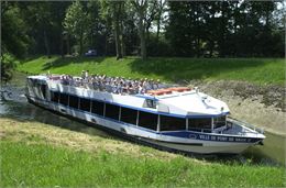 Sur le canal de Pont-de-Vaux - JY Coudurier