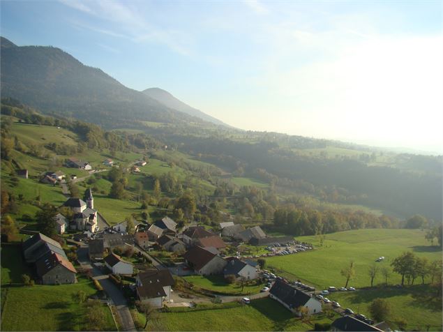 Vue aerienne de Lochieu - Département de l'Ain
