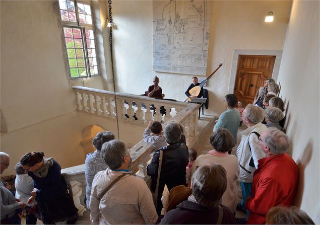 visite musicale de l'Abbaye d'Ambronay - ©Bertrand_PICHENE-CCR_Ambronay