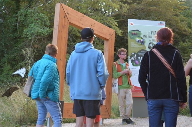Visite commentée à Dinoplagne - ©Marie Jacques