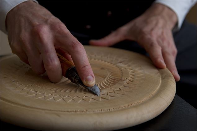 La sculpture à l'opinel se dévoile !_Sevrier