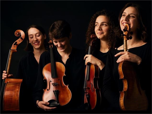 Les musiciens du quatuor Magenta