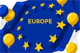 Drapeau européen avec ses étoiles et des ballons. - © Freepik