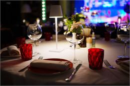 iStockphoto_Dîner théâtre - ©Crédits Andrey Sayfutdinov