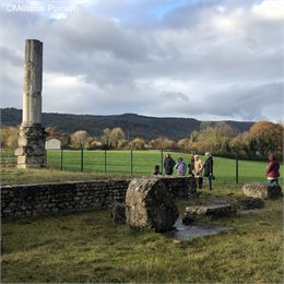 Visite des vestiges du temple - Mélanie Poirson