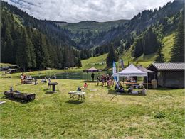 Le théâtre monte en alpage - OTI Val d'Arly