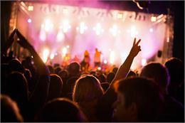 public concert 14 juillet - libre de droits