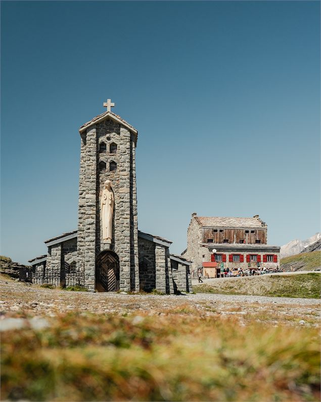 Chapelle du Col de l'Iseran en été - Yann Allegre