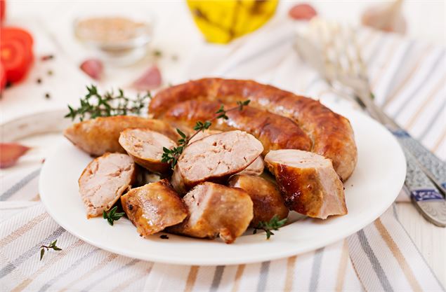 Le repas du mois à la Cantine d'Antropia_Aime-la-Plagne - Freepik