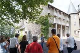 Instants visites - Angeville : un château dans tous ses états ! - MélaniePoirson