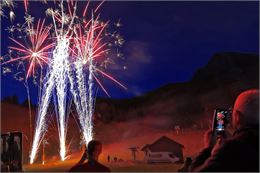 Feu d'artifice du 14 juillet - Office de Tourisme de Saint Jean d'Arves Les Sybelles