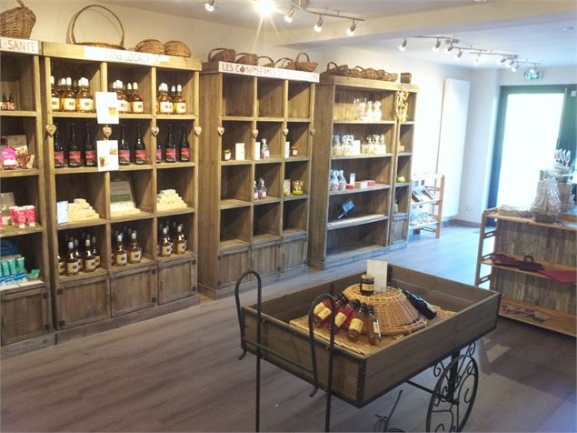 Boutique Neufcoeur confiseur - HB Tourisme MPoirson