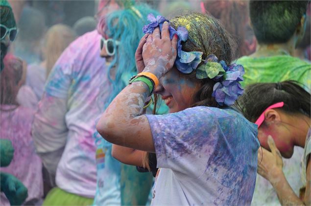 Coureurs de toutes les couleurs à l'arrivée - Pixabay