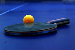Raquette et balle de tennis de table - Pixabay