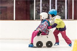 Initiation au patinage en famille - Propaganda
