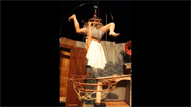 Spectacle cirque famille - Les Songes d’Elisabeth_Notre-Dame-du-Pré - maxresdefault