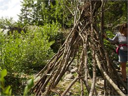 Sortie fabrication de cabanes - Praz de Lys Sommand Tourisme