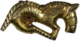 Fibule  burgonde du 5 ou 6e s. trouvée à Annecy, en argent doré - Inrap