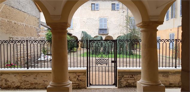 Visite commentée du Cellier des Ursulines de Thoissey_Thoissey