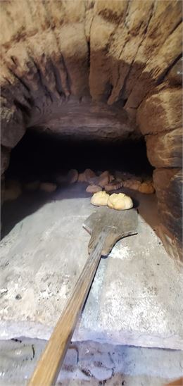 Atelier fabrication de Pizza au vieux four des Combes_Valmeinier - OT-Valmeinier