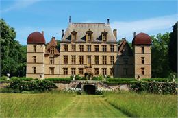 Château de Fléchères - Crédits Photos © Château de Fléchères et © Martine Thouvenin-Desfontaines