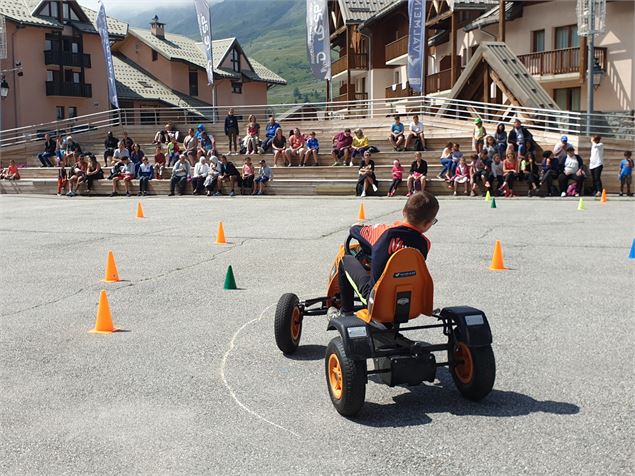 Fêtes des enfants en centre station_Valmeinier