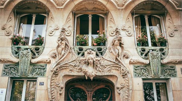 entrée de l'immeuble 29 avenue Rapp 75007 Paris - Villa du Châtelet
