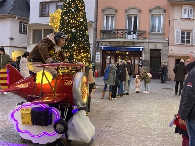 Olivier Brius et son Aérospostal - Les Artventuriers