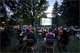 Cinéma plein air : "Un p'tit truc en plus"_Albertville