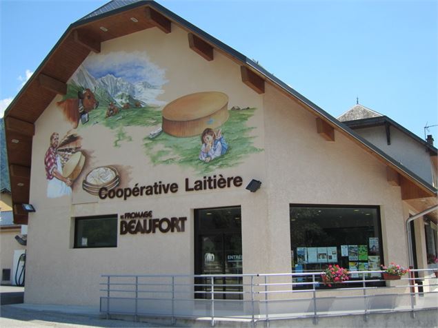 Extérieur - Coopérative Laitière de La Chambre
