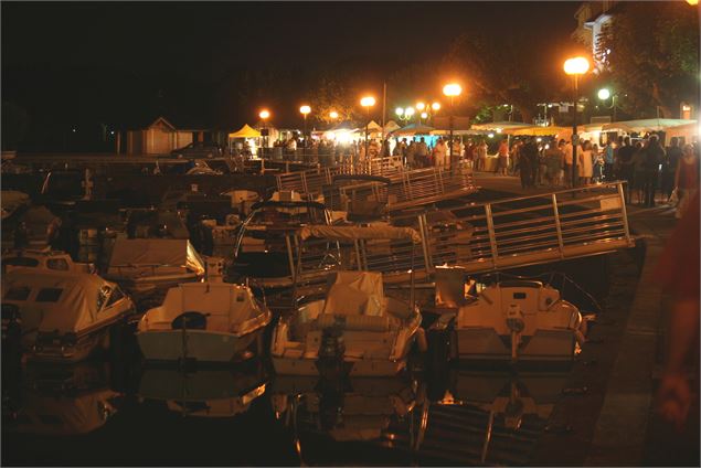 marchénocturneaixlesbainsrivieradesalpespaysage - Office de Tourisme du Bourget-du-Lac / Mont du Cha