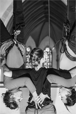 Les danseuses du spectacle - Klara Beck
