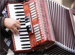 Les Vendredis For'Arte - Teddy Cadet accordéoniste_Plateau d'Hauteville