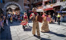 Vendredi festif "La balade des barons barrés" - Compagnie des Petits détournements