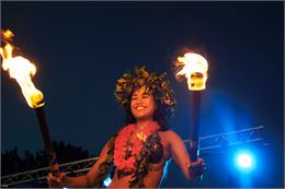 Festival des Cultures du Monde : danses traditionnelles et feu d'artifice - UACS