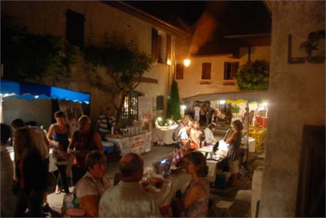 Marché nocturne d'art et d'artisanat - Mairie de Duingt